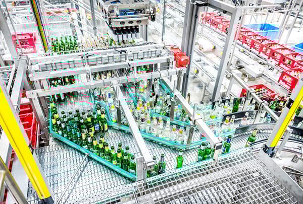 EOL_Packaging-Experts-packer-unipack-3-zulauf-einpacker